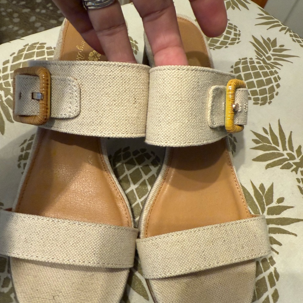 Tommy Bahama Linen Strappy Sandals with Gold wood look buckle.